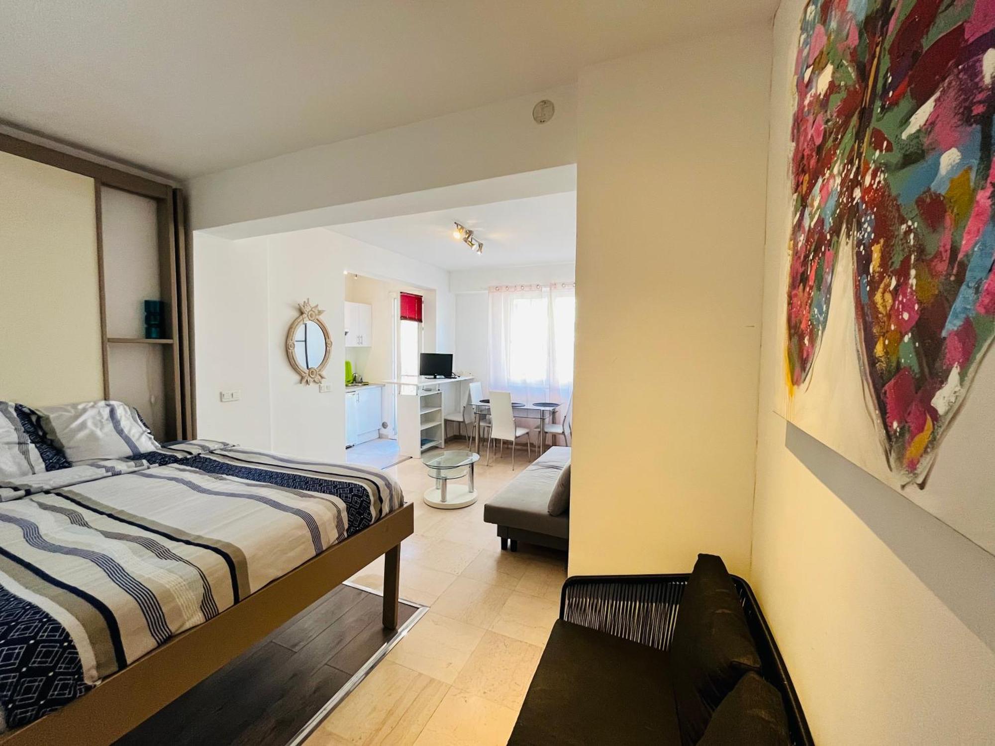 Grand Studio De 30 M2 Promenade Des Anglais Nice Eksteriør billede